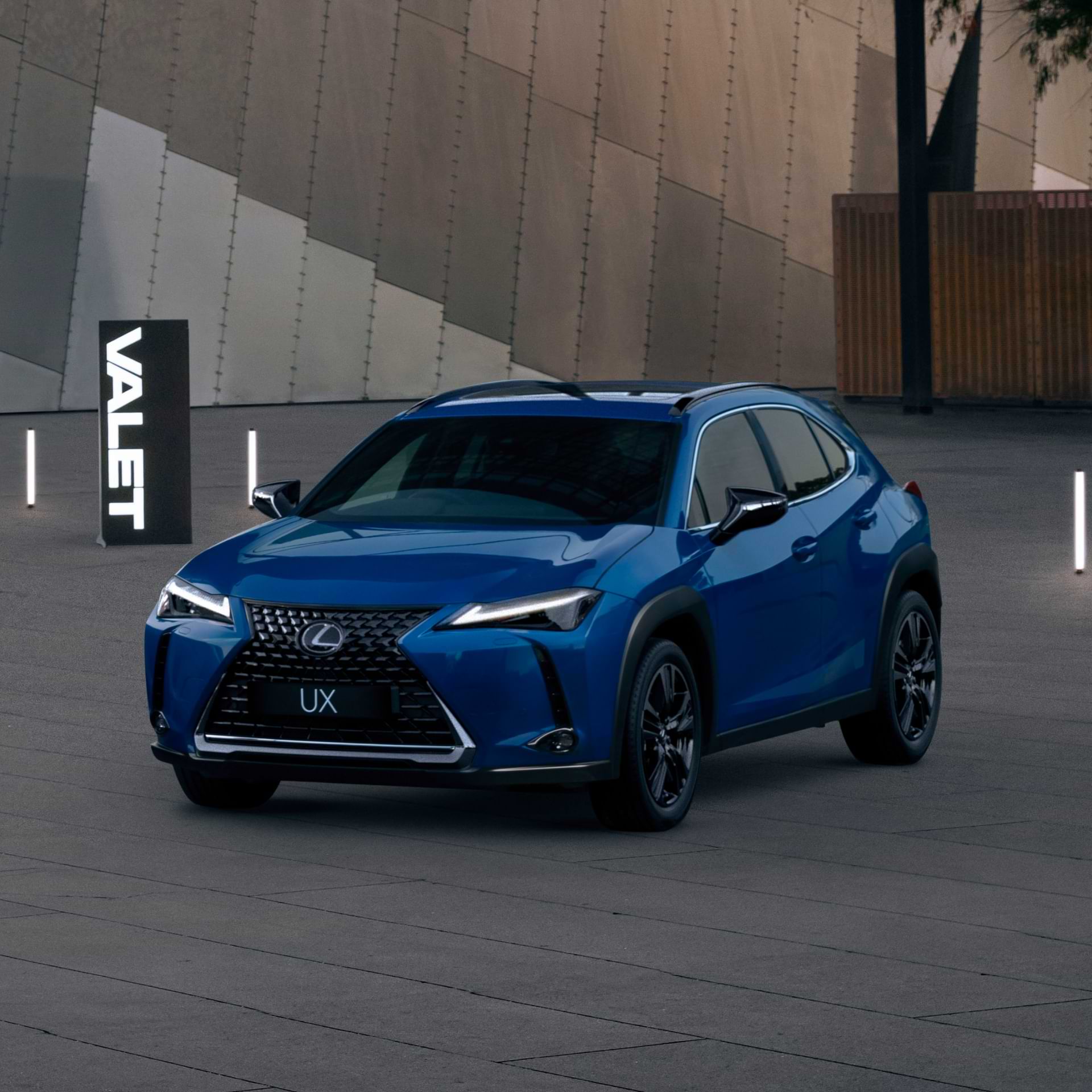 Lexus UX Crafted Edition